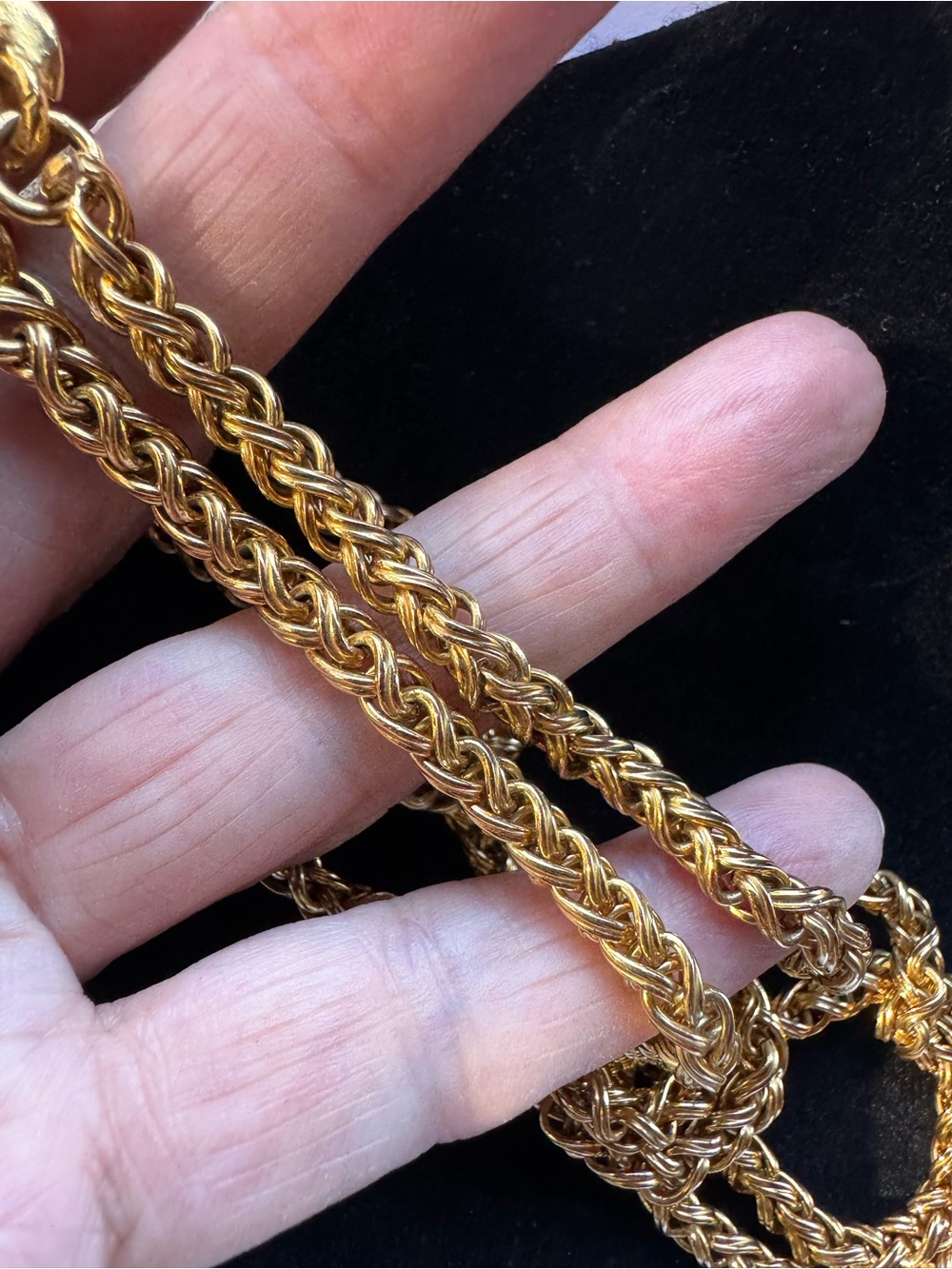 CHANEL Vintage Gold Plated Filigree Ball CC Pendant Necklace 30”Long With COA - Picture 4 of 10